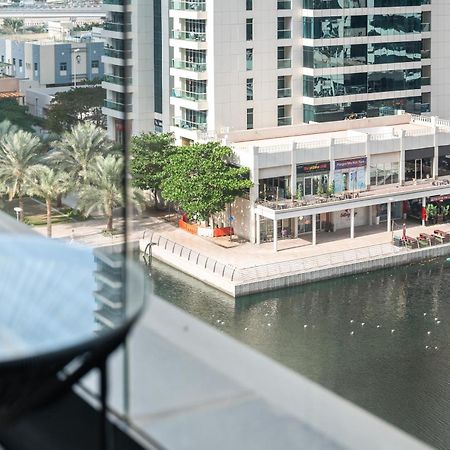 Upscale Studio Full Lake View In Goldcrest View Tower Dubai Esterno foto